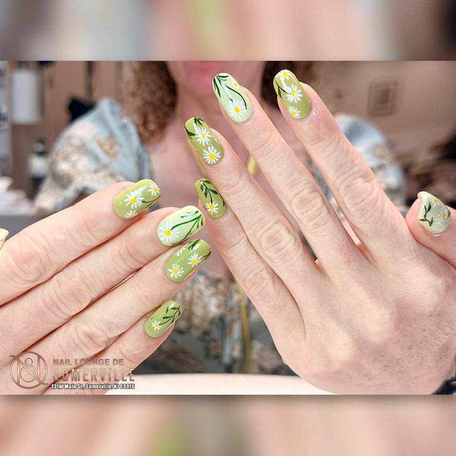 Nail Lounge De Somerville